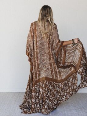 Paisley Tapestry Free Flow Duster Kimono